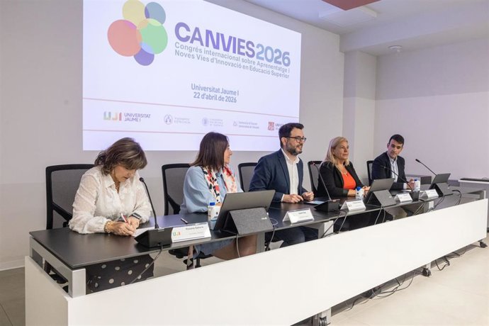 Las cinco universidades públicas valencianas reafirman su compromiso con la innovación educativa en CANVIES 2026