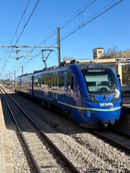 Tren de Serveis Ferroviaris de Mallorca (SFM).