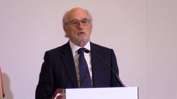 Brufau destaca la importancia de la valorización de los residuos