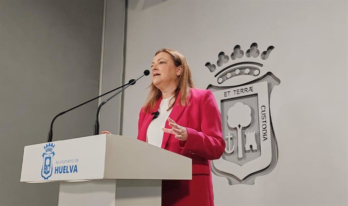 La viceportavoz socialista en el Consistorio, María Teresa Flores.