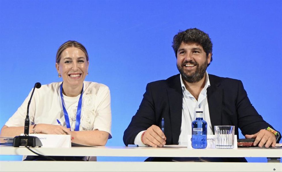 María Guardiola y Fernando López Miras, presidentes de Extremadura y la Región de Murcia