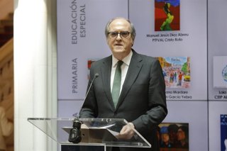 El Defensor del Pueblo, Ángel Gabilondo.