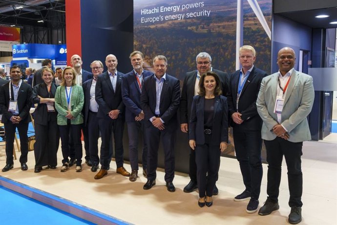 Hitachi Energy y Orsted sellan alianza en sistemas eléctricos para proyectos eólicos marinos