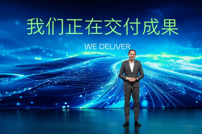 Volkswagen lanza en China su mayor ofensiva eléctrica con más de 20 modelos y una apuesta por la IA