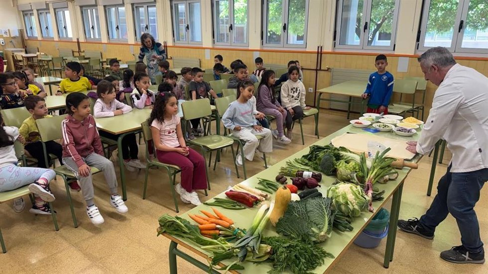Más de 2.000 escolares de Calahorra participan en las actividades de las XXX Jornadas Gastronómicas de la Verdura