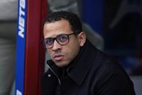 Liam Rosenior, destituido como técnico del Chelsea