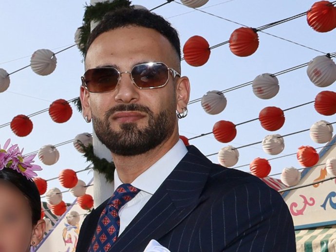 Archivo - MANUEL CORTES DISFRUTA DE LA FERIA DE ABRIL EN FAMILIA