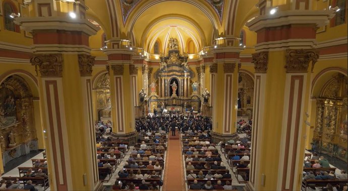 Concierto de la Banda de la Sierra de Algairén en la Iglesia de Santa Isabel de Portugal de Zaragoza, con motivo del 150 aniversario del nacimiento del Maestro Ramón Borobia.