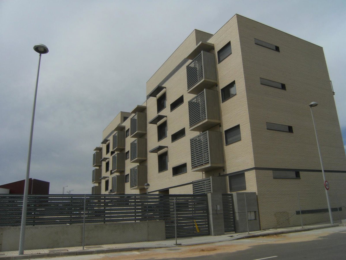 La compraventa de viviendas en Extremadura desciende un 4,9% tras empeorar su evolución interanual en febrero