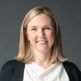 La responsable global de estrategia y alianzas de ETFs de AllianceBernstein, Julie Gunts