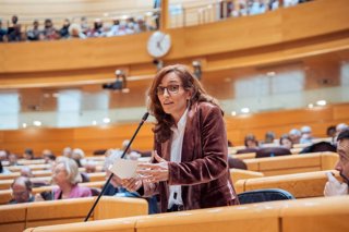 Archivo - La ministra de Sanidad, Mónica García, durante una sesión de control al Gobierno en el Senado, a 11 de febrero de 2025, en Madrid (España). El Gobierno se enfrenta a la primera sesión de control en el senado del 2025 y responderán a preguntas de
