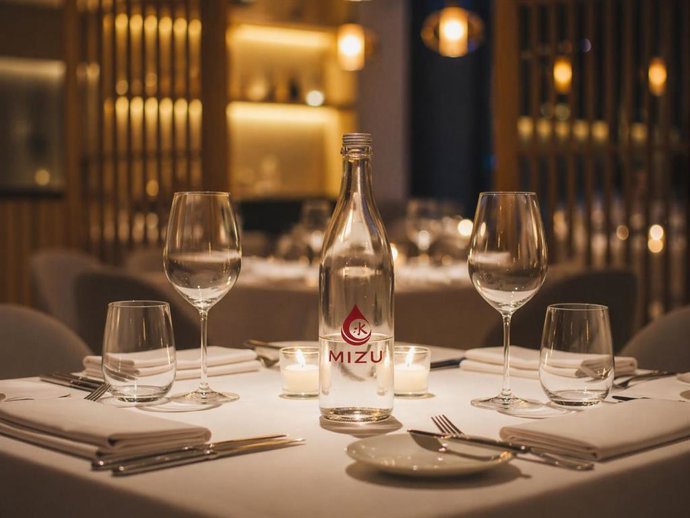 Botella corporativa Mizu