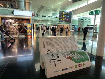 Celebración de Sant Jordi en el Aeropuerto de Barcelona