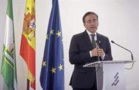 Albares habla de un nuevo modelo de convivencia con Gibraltar y de "normalizar" futuros encuentros con Picardo