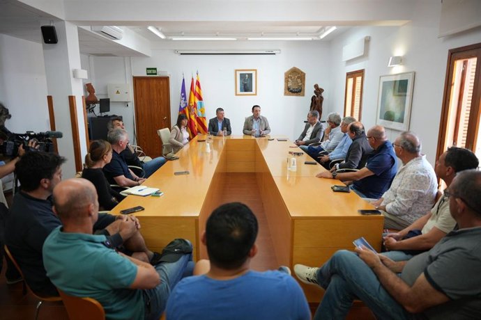 Reunión entre el Govern y el Consell de Formentera sobre el polígono industrial.