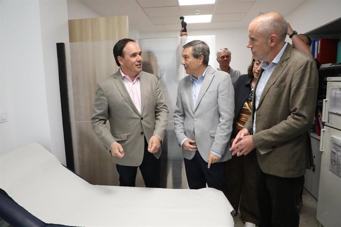 Pérez Llorca en su visita a Moncofa
