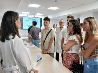 Jornada de puertas abiertas para futuros residentes en el Hospital de Motril.