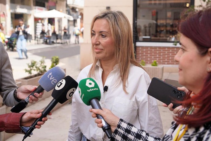 La diputada del PP en Les Corts Verónica Marcos, en declaraciones a los medios este jueves