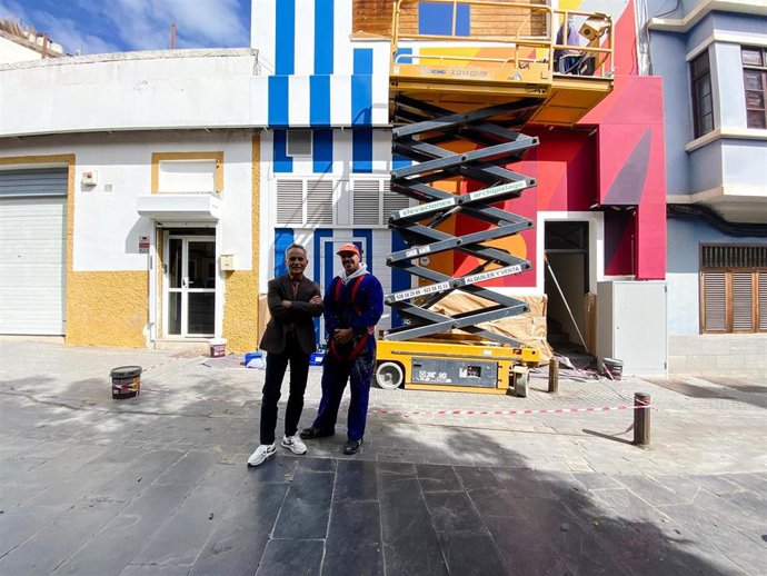 El Gobierno de Canarias impulsa una iniciativa de intervención de fachadas tradicionales dañadas a través de artistas urbanos de prestigio