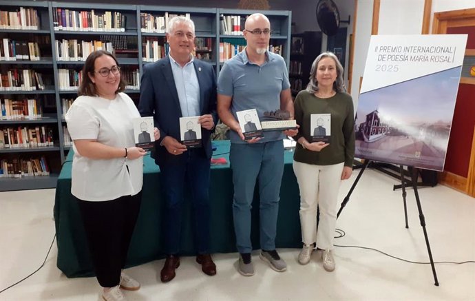 'Detrás De Aquellos Pájaros', De Jorge Fernández Gonzalo, Logra El II Premio Internacional De Poesía María Rosal.