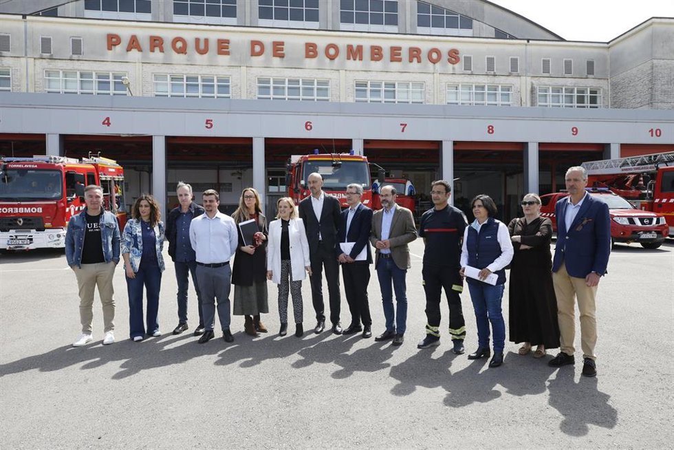 Los bomberos de Torrelavega realizan unas 289 salidas al año fuera del municipio, 98 en este primer trimestre