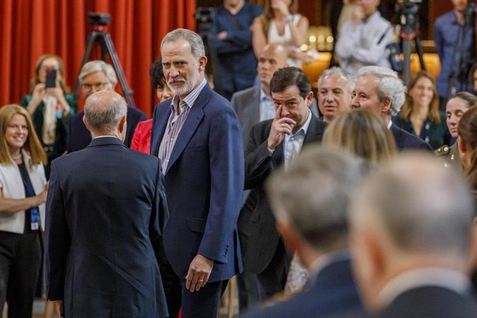 El Rey Felipe VI Y El Presidente De La Junta De Castilla Y León, Alfonso Fernández Mañueco, Asisten A La Jornada Inaugural De La Reunión Del Comité Internacional De Aspen Institute.