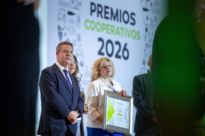 El presidente de Castilla-La Mancha, Emiliano García-Page, asiste a la V edición de los Premios Cooperativos de Castilla-La Mancha.