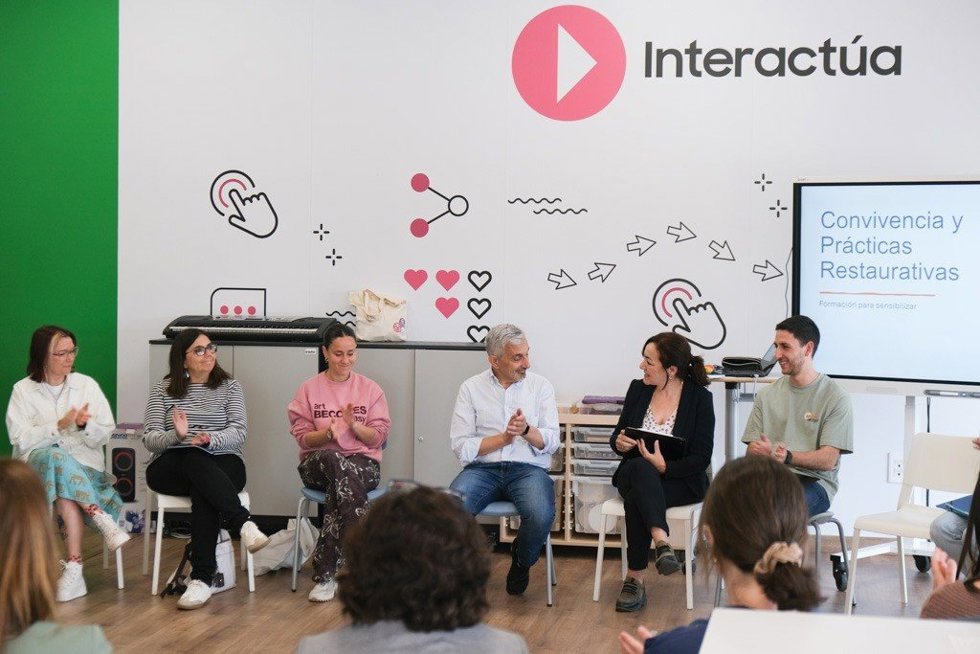 Comienzo del curso de prácticas restaurativas.