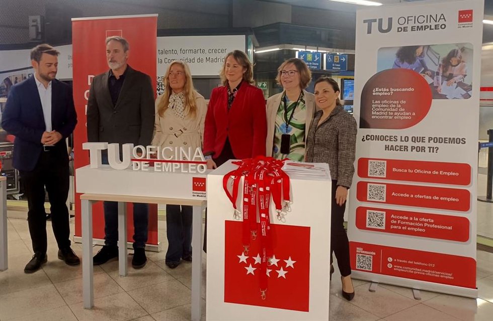 La Comunidad lanza una campaña en Metro con toda la información sobre empleo, formación y ayudas a emprendedores