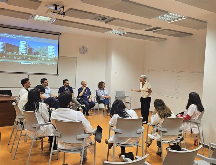 El Hospital Universitario Clínico San Cecilio de Granada ha puesto en marcha una iniciativa en su área de Dermatología para analizar la experiencia de pacientes con eccema crónico grave de manos.