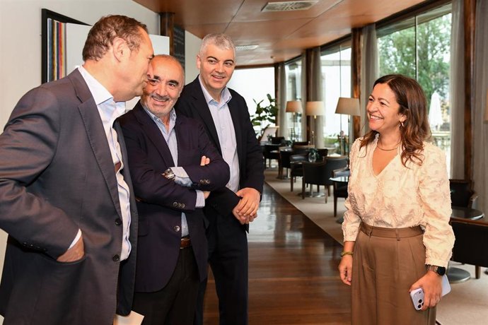 La conselleira do Mar, Marta Villaverde, participa en la inauguración del Programa de Especialización en Marketing e Internacionalización del Sector Mar Alimentario