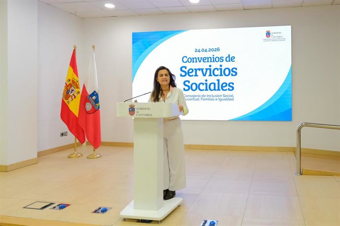 La consejera de Inclusión Social, Juventud, Familias e Igualdad, Begoña Gómez del Río, informa en rueda de prensa sobre los convenios de Atención Primaria.