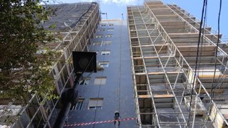 Imagen de las obras del edificio Puerta del Mar, en Almería.