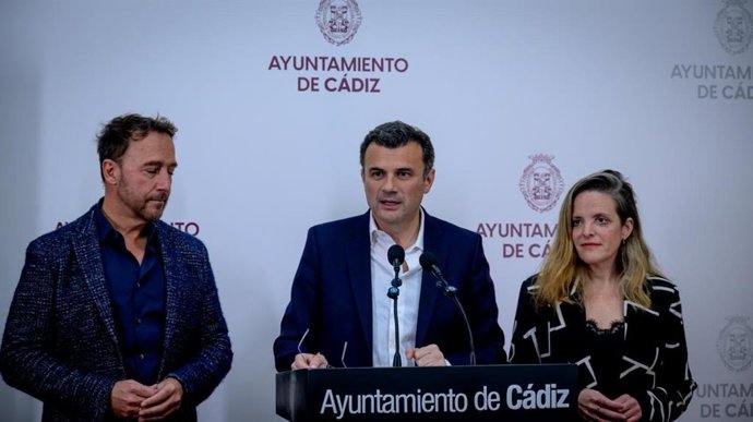 El alcalde de Cádiz, Bruno García, en rueda de prensa tras la Junta de Gobierno Local.