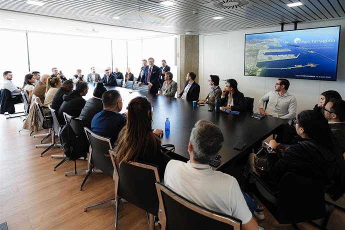 Imagen de la visita de la misión comercial al Port de Tarragona
