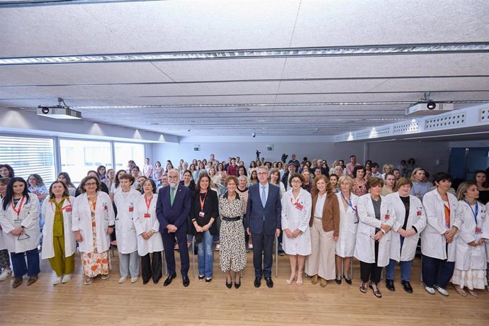 La presidenta Chivite participa en la presentación de la asociación ‘Mamás en Acción’ en Navarra .