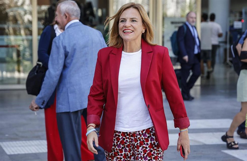 Archivo - La delegada del Gobierno en la Comunitat Valenciana y secretaria de Igualdad del PSOE, Pilar Bernabé, en imagen de archivo