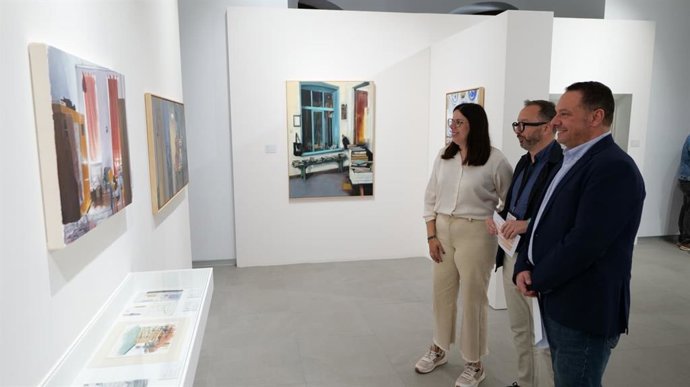 Imagen del estreno de la nueva exposición colectiva 'Desde el umbral' en el Museo del Realismo Español Contemporáneo de Almería.