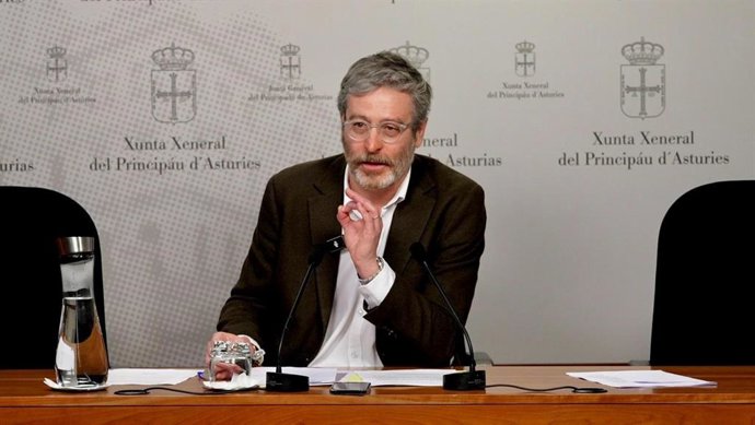 Archivo - El diputado de Vox en la Junta General del Principado, Javiér Jové.