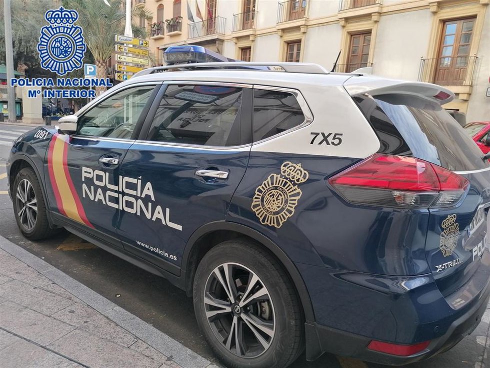 Archivo - Un coche de la Policía Nacional