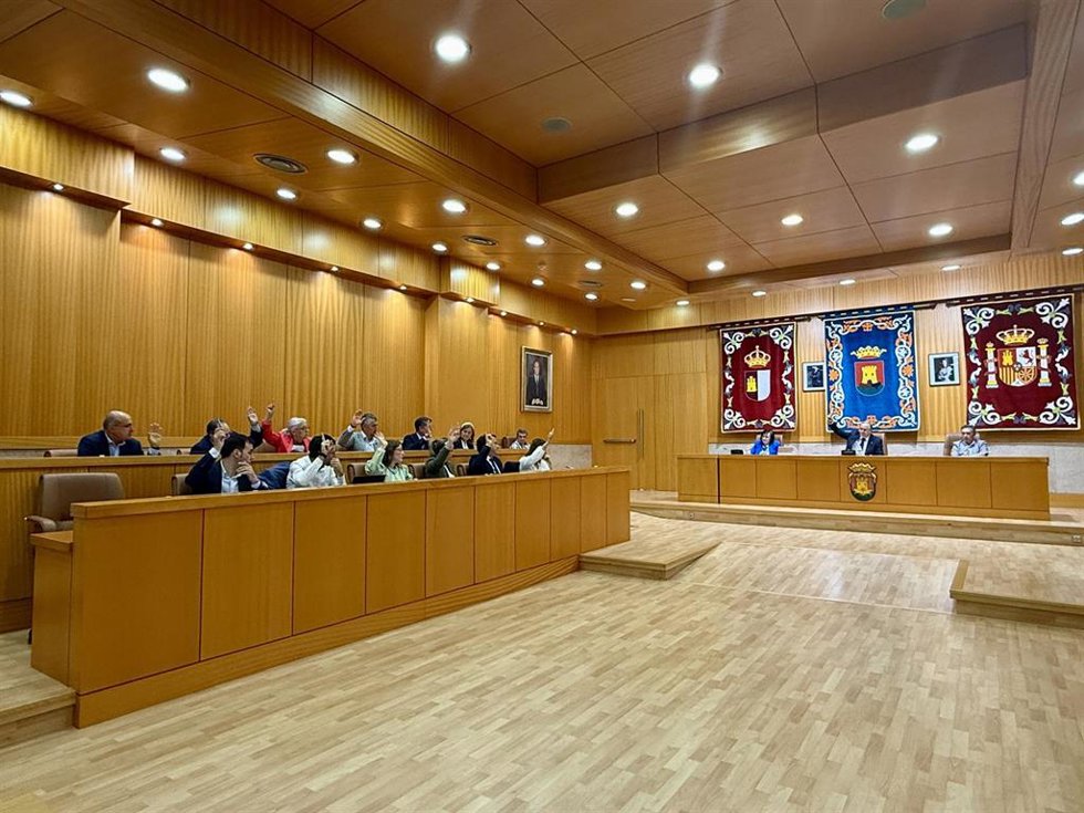 Pleno en el Ayuntamiento de Talavera de la Reina.