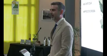 Ramón Fernández-Pacheco valora en Priego de Córdoba la apuesta por la excelencia del sector agroalimentario