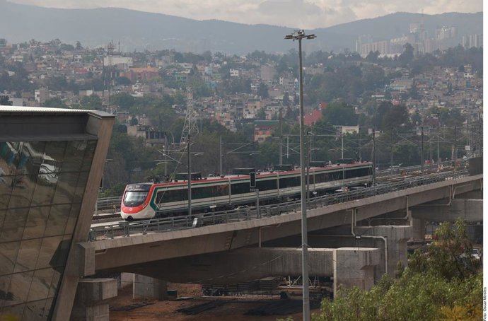 Archivo - Inauguran Tren México-Toluca "El Insurgente" el 2 de febrero; conectará Santa Fe con Observatorio en 40 minutos