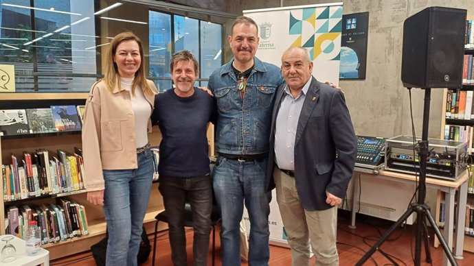 Paterna celebra el Día del Libro con una charla del reconocido ilustrador Paco Roca