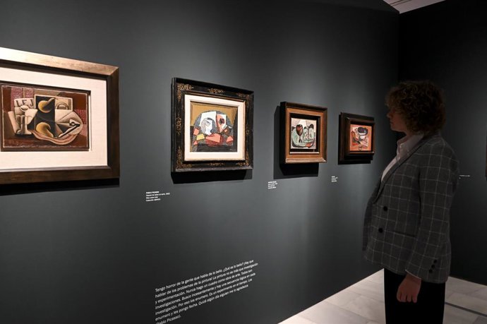 Exposición 'Compromiso con el arte. De Miró a Barceló' de la Fundación Bancaja y Abanca, en València