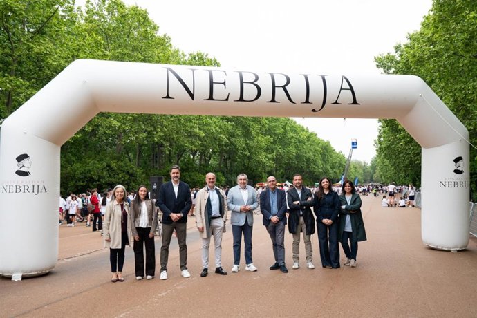 Cerca de 4.000 jóvenes participan en la VII MiniMaratón Madrid-Nebrija.