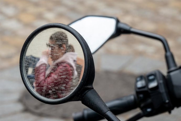 Espejo de motocicleta 