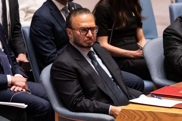 Archivo - September 11, 2025, New York, New York, USA: Anwar Gargash, Diplomatic Adviser to the President of United Arab Emirates attends an emergency Security Council meeting at UN Headquarters in New York on September 11, 2025. Meeting was called on str