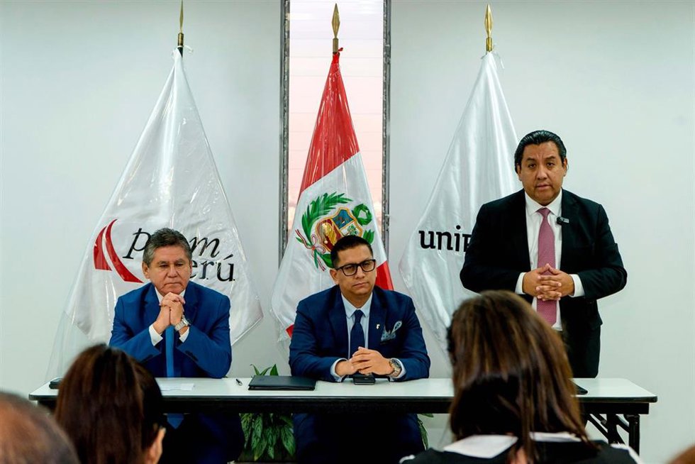 Acuerdo de la La Comisión de Promoción del Perú para la Exportación y el Turismo (PROMPERÚ) firmó un convenio de cooperación institucional con la Universidad Internacional de La Rioja (UNIR), UNIR (México) y la Escuela de Posgrado Newman