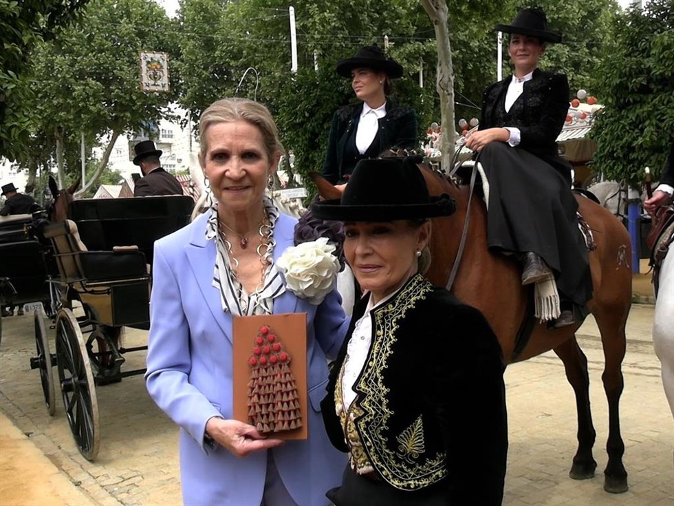 La infanta Elena en la Feria de Sevilla.